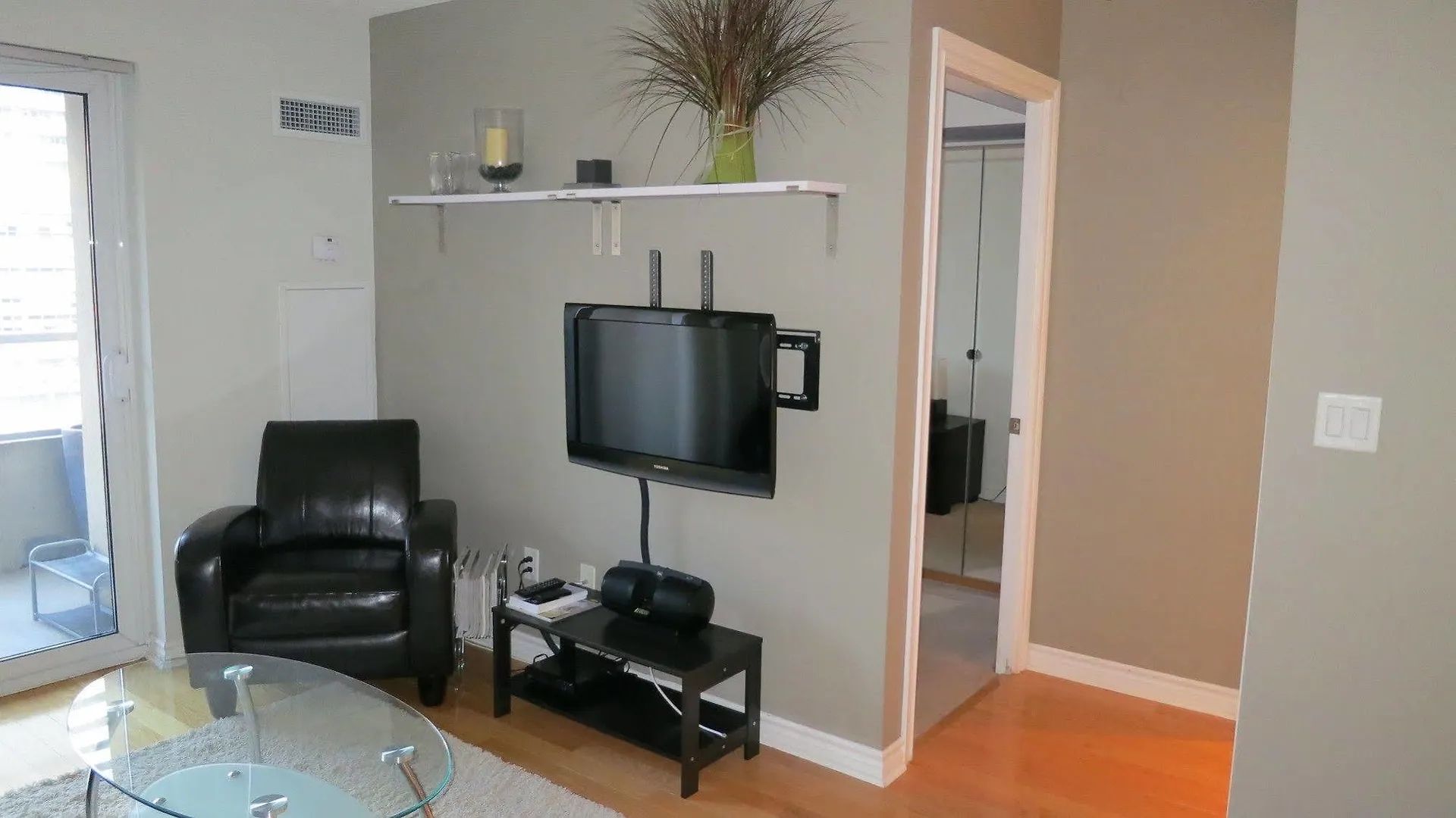 Living Suites - Toronto Convention Centre Lägenhet